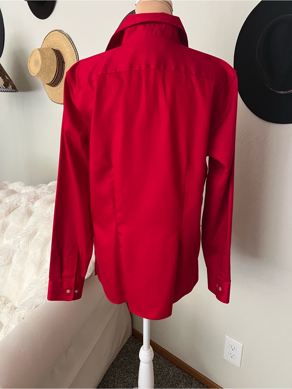 Lands End Vibrant Red Button-Front Women's Blouse. 100% Cotton M